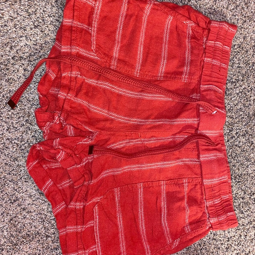 size small cute billabong beach shorts